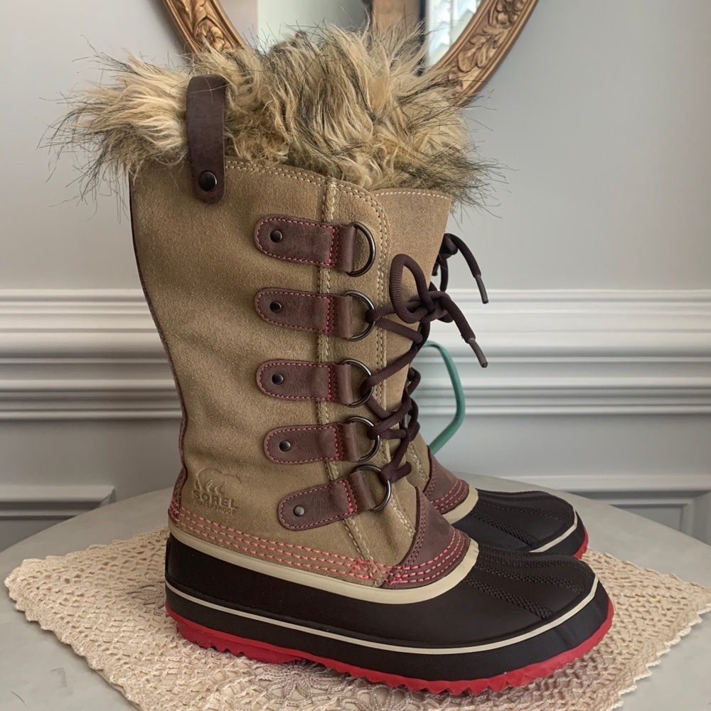 Sorel Joan of Arctic Boots - Picture 1 of 7